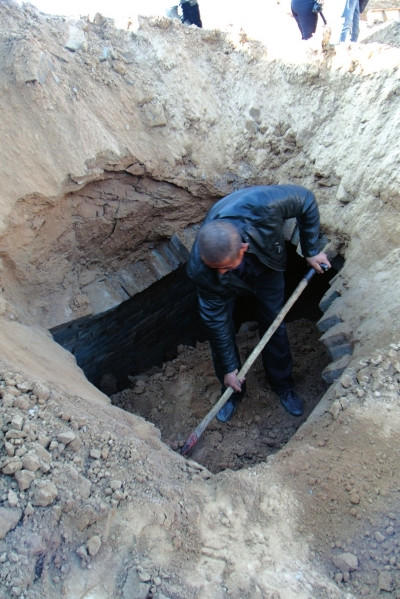 ����ĳ����ƽ�����������ڳ�������שĹ�ᣨͼ��