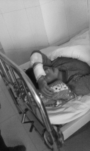 �������ܽ�ͷҧ��7��Ů��ͷƤ�ձ�˺����ͼ��