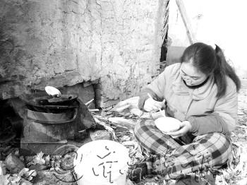 女孩幼时被老鼠咬掉鼻子自卑中度过23年人生(图)