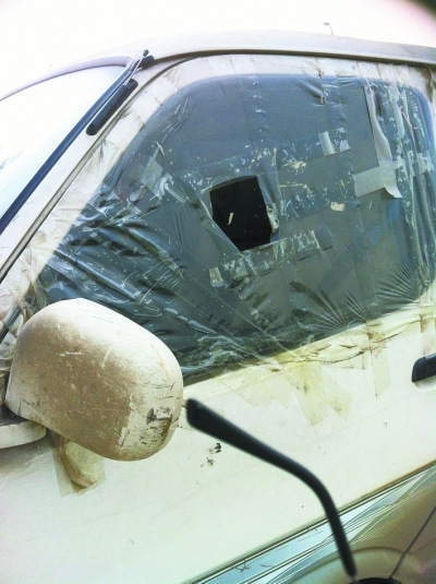 ���ӿ����Ŷ������Ͻֱ�Ĥ�������ڶ���·����ͼ��