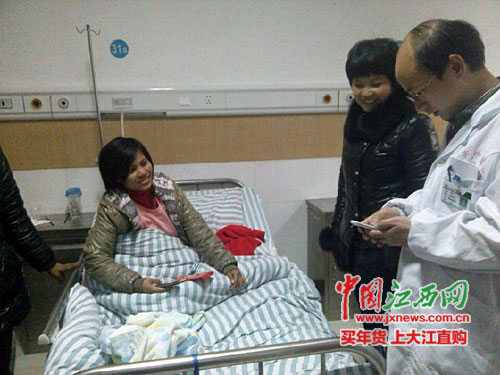 丈夫重病越南新娘不离不弃坚持为亡夫生下孩子