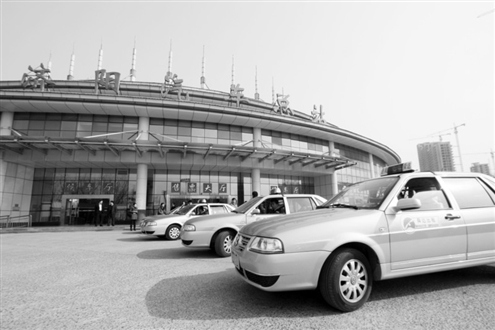 山东济阳试水出租车“公车公管”