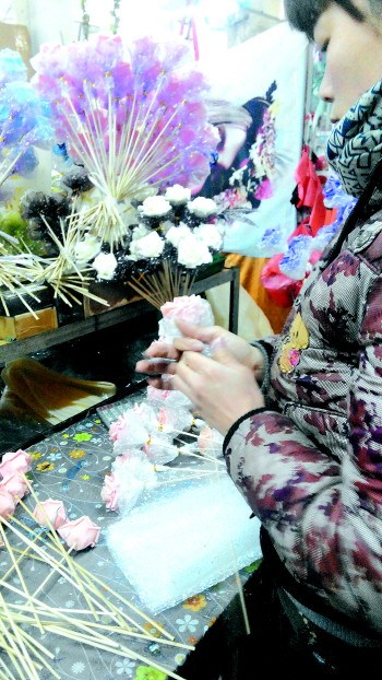 �Ϸ�ѩ�ֵ��»��۴��Ǹ߷��滨�۵�����