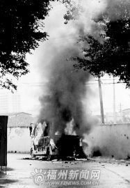 ����һ��������ʻ��������ȼ�˿ͽ�����ɢ��ͼ��