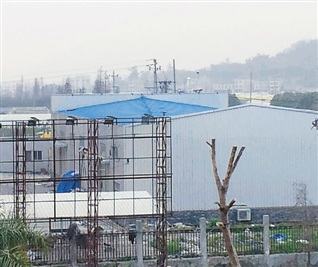 ����ƽ��������ѧУ�ܱ�31���ŷ���ҵ�����Ǩ