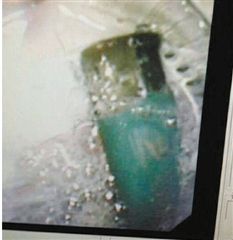 听闻吞打火机能赢800元房租90后小伙眼一闭吞下