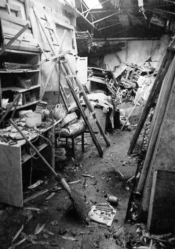 20�걱��Ů������ɽ׹��ʬ��һ�ܺ�ŷ��֣�ͼ��