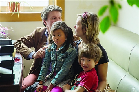 �ô�ŮӤ����ǰ������������ĸ����ؼ���Ѱ��