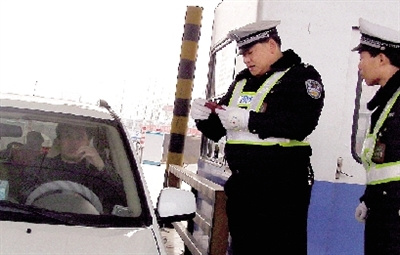 ����һ��������ֵ��5��ͻ������Ѫȥ��