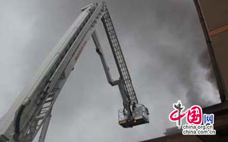 ����һ������������õǸ߳�����һ�����ڣ�ͼ��