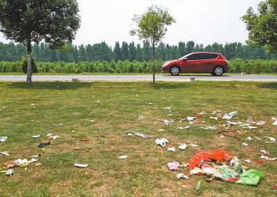 ֣�ݻƺ�̲�����洦�ɼ��οͲ�������ΪƵ�֣�ͼ��