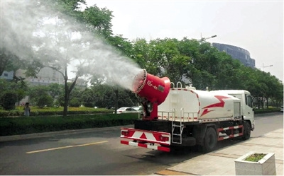 ֣�ݽ�ͷ���������������ڡ�ר�ŶԸ�PM2.5��ͼ��