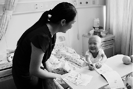 �������费�᣺������Ƿ50��4��Ů����Ѫ������