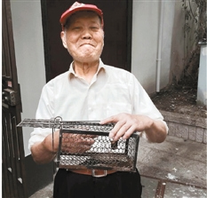 81�ꡰ��è������1��ಶ��81ֻ��ץ��������