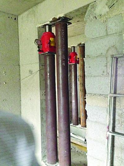 ��������ǧ�ﶥ��ס���Ӵ���ҵ������ס�ˣ���ͼ��