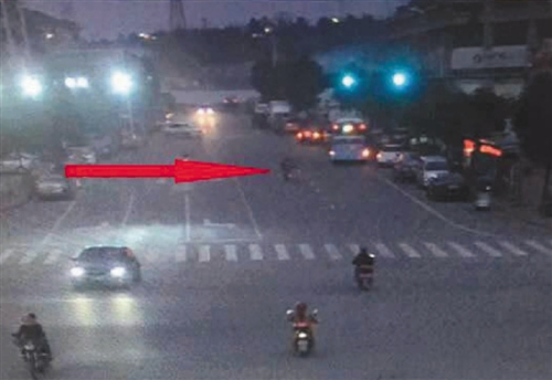 大伯背摔倒老太回家被指认撞人派出所展开调查