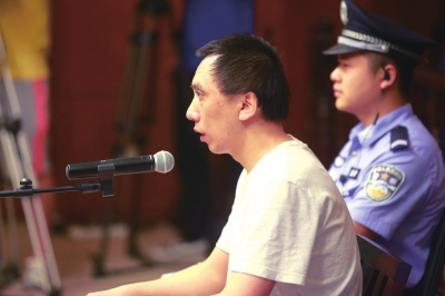 �廪˶ʿ�Ƿ���ֵ�Ϳ�700����Ԫ����Ͷ������