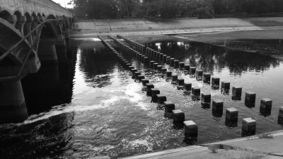 ͨ��һ��Сѧ����ܺӱ���ˣ������ˮ������ͼ��