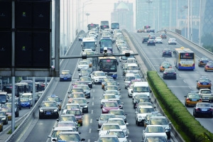 �������У��Ļ���˳��������⳵�ɳ�������