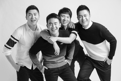 传媒大学“学霸组合”TVBOYS临时救场成名(图)