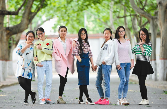 ѧ������8��Ů������������985һ�˿���211��ͼ��