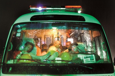 ���������������˳�ҹ�ػ����۰ĸ���·�ݵ�