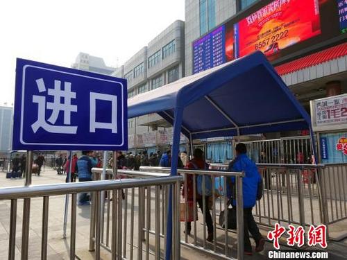 ֣����·�ֽ��������г�����ͼ֣��6Сʱ�����ϲ�