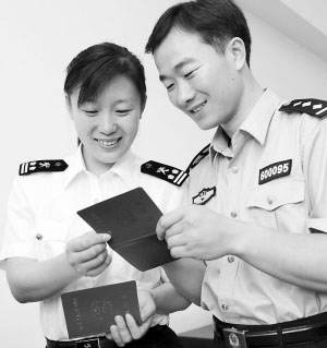 中国维和警察的婚姻生活:带着爱心踏万里维和路