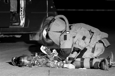 贵阳"人肉炸弹"挟持人质 便衣女警近距离击毙--中国广播网甘肃分网