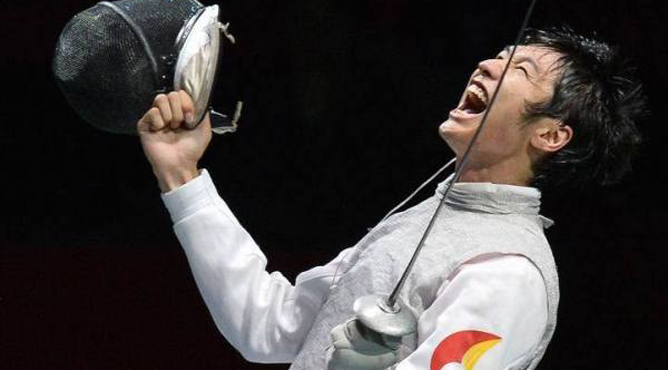 ǰ�����������Ը����� ���żȻ