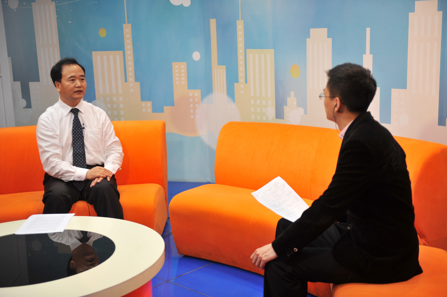 �ܺ�ƽ�����ڰ�������ʸ�����Ϊ�����ż�̫��