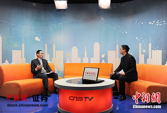 ������:����ͨ�����ҹ������ʱ������˫������