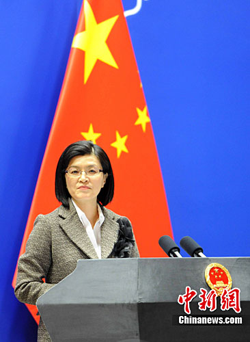 中国外交部发言人姜瑜在例行记者会上发言