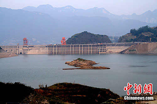 ��Ͽˮ��ˮλ�ӽ�Ѵ��ˮλ