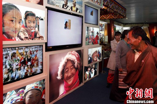 ���غ�ƽ���60����ɾ�չ��������Ļ��2��