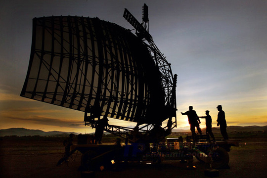 成空驻滇某指挥所滇西高原拉动演练(3)