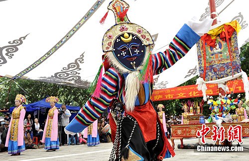 ѩ�ٽڲ�Ϸ���Դ�ͳ����