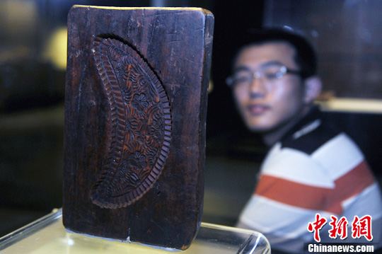 �����±�ģ��չ���±�ģ����������עĿ