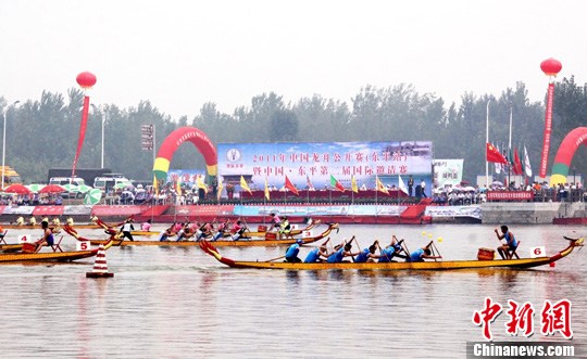 ɽ����ɽˮ�������۴���ˮ��Ļ�