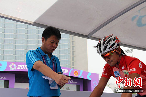 �������������������ƽ��ٶ����ࣨ2��