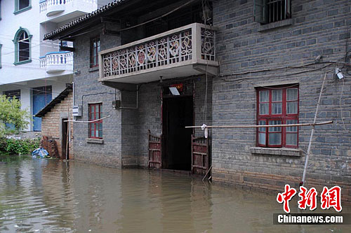 �����촨�Ⱪ����Ϯ��ˮ�����񷿣�2��