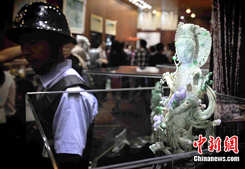 �׽���������ʦ��Ʒչ��Ļ