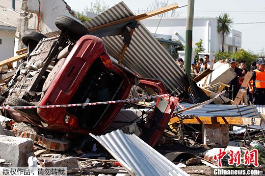 ����͢�׶���ӷ�����ը��1��9�ˣ�2��