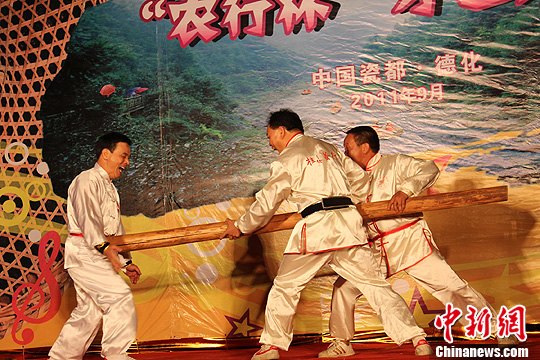 �����մ�����ɶ���������Σ�2��