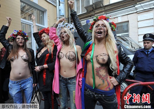 �ڿ���ŮȨ�����ٶȳ�����¶��������ŷ�ޱ�