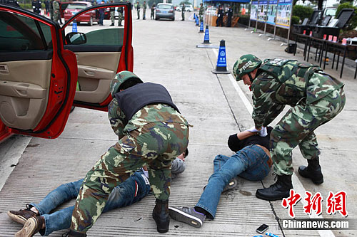 Խ�Ͻ������ٹ�Ħ�����߾��񾯼���ʵս��2��