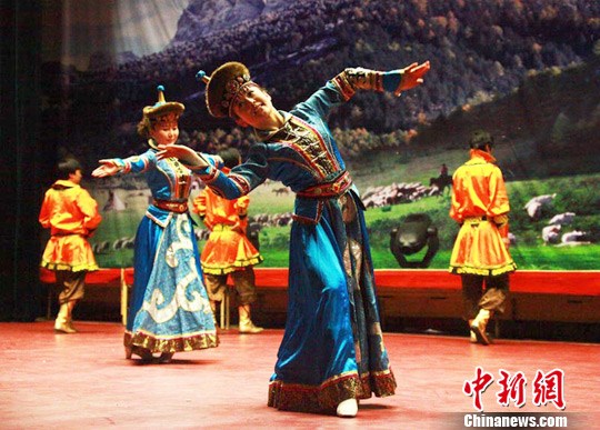 �½��Ͳ��������Ը���չ����������Ƭ��