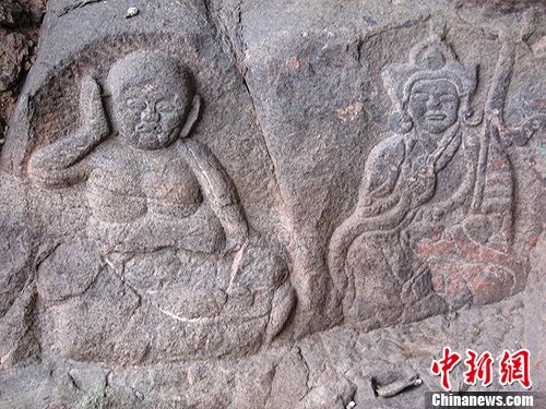 内蒙古再发现阴山岩刻,岩画
