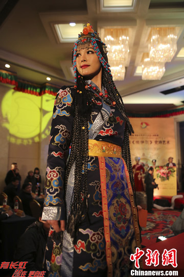 格萨尔王妃服装北京靓丽展出