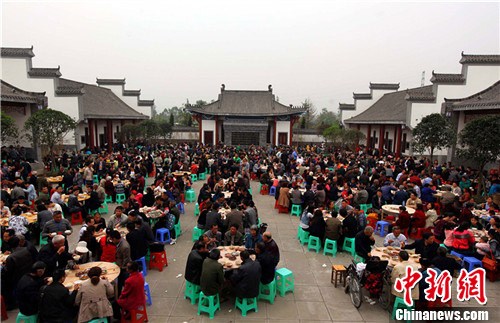 中华匡氏后裔广安华蓥举行清明祭祖大典